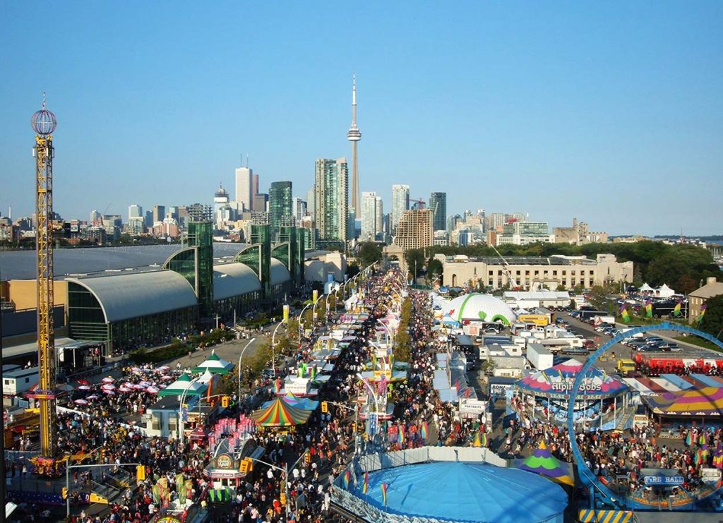 Toronto’s Multiculturele Beleving: Ontdek de Unieke Aantrekkingskracht van de Diverse Cultuur en Geniet van Culinair en Cultureel Vertier