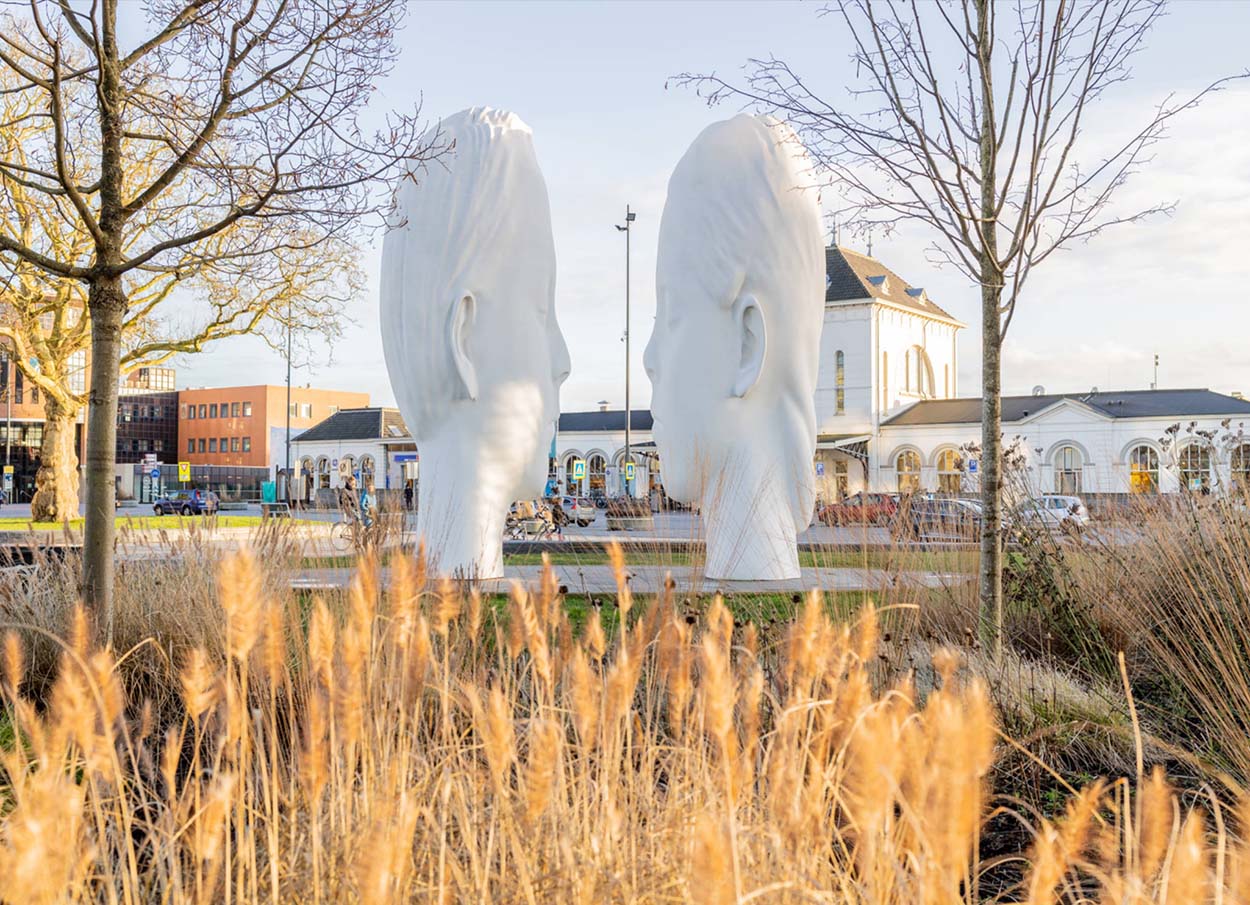 Leeuwarden: Ontdek de Magie van Vervoer in de Friese Hoofdstad