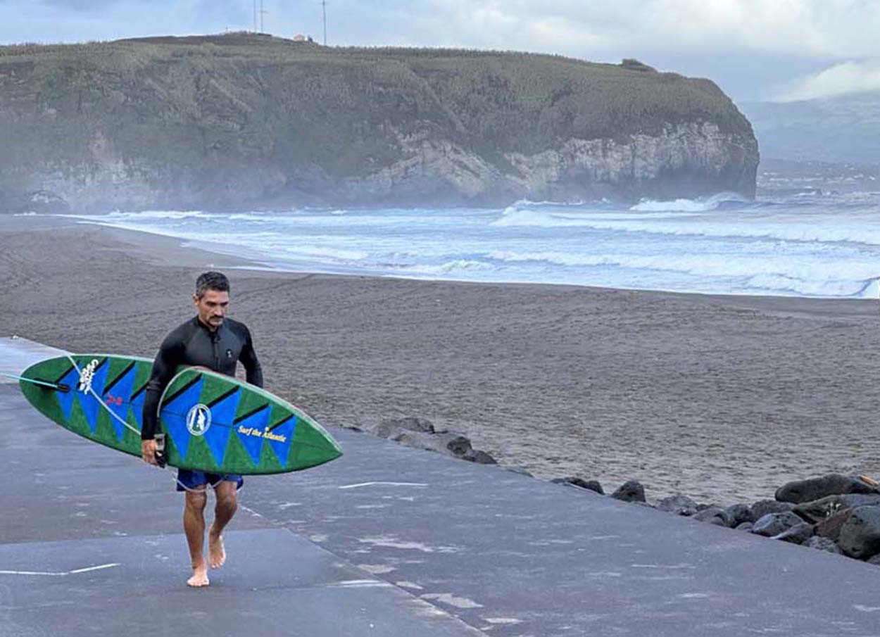 Leven aan de Golven: De Betovering van Surfen in Maastricht